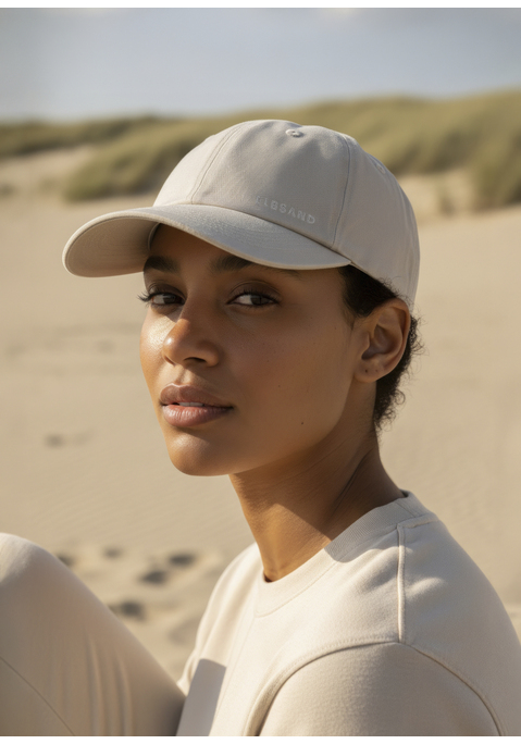 Bild: Schirmmütze von Elbsand: VEGAN. Aus 100% Baumwolle.