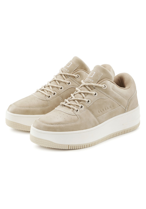 Bild: Sneaker von Elbsand: Sneaker von ELBSAND. Obermaterial aus Lederimitat. Futter und Decksohle aus Textil. Laufsohle aus Synthetik.