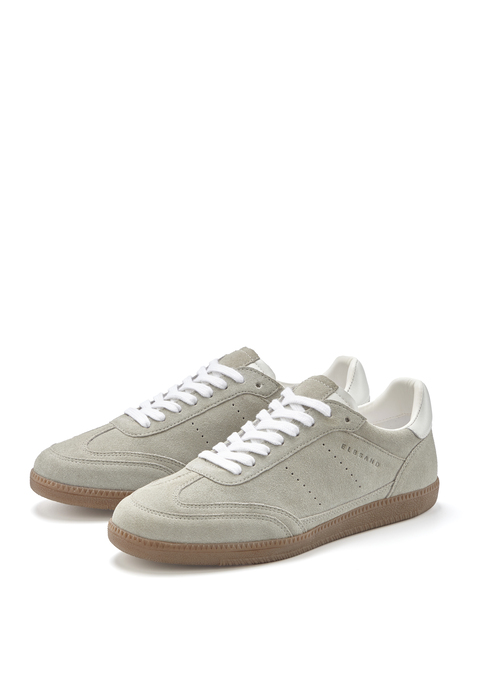 Bild: Sneaker von Elbsand: Bequemer Sneaker von Elbsand aus weichem, hochwertigem Leder. Dank herausnehmbarer Innensohle für lose Einlagen geeignet. Super zu langen und kurzen Hosen, aber auch zu Kleidern und Röcken. Ideal für Freizeit, Urlaub und Büro.