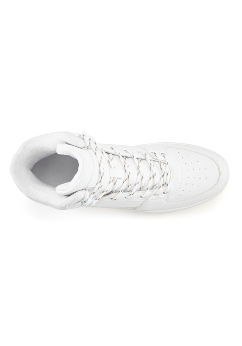 Bild: Sneaker von Elbsand: High Top Sneaker von ELBSAND. Mit herausnehmbarer Innensohle. Für lose Einlagen geeignet. Obermaterial aus Lederimitat. Futter und Decksohle aus Textil. Laufsohle aus Synthetik.