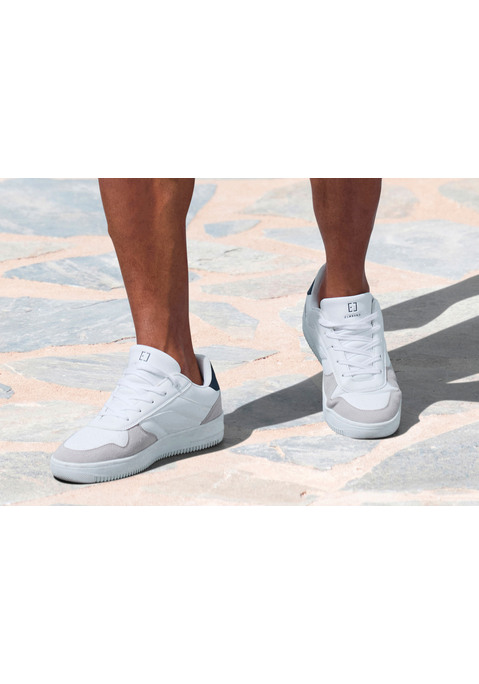 Bild: Sneaker von Elbsand: Obermaterial aus Lederimitat. Futter und Decksohle aus Textil. Laufsohle aus Synthetik.