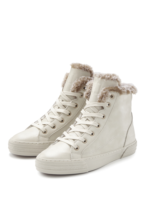 Bild: Stiefelette von Elbsand: Stiefelette VEGAN von ELBSAND. Obermaterial aus Lederimitat und Textil. Futter und Decksohle aus Textil. Laufsohle aus Synthetik.