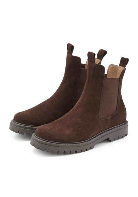 Bild: Stiefelette von Elbsand: Modische wie bequeme Stiefelette aus Veloursleder von Elbsand. Obermaterial aus Rindsleder mit elastischem Chelsea-Einsatz. Futter, Decksohle und Laufsohle aus Synthetik. Made in Spain.