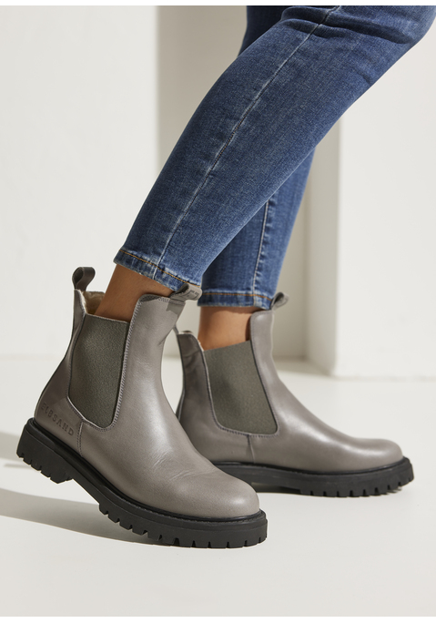Bild: Stiefelette von Elbsand: Winter-Stiefelette aus Leder von Elbsand. Bequemer Stretch-Einsatz für einfaches An- und Ausziehen. Perfekt für kalte Tage. Hochwertige Leder mit kuscheligem Warmfutter