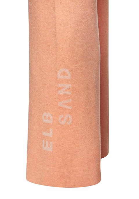 Bild: Strickhose von Elbsand: Unifarbene Strickhose von Elbsand. Besonders: die weite Beinform. Elastischer Bund. Gestricktes Markenlogo auf dem vorderen linken Bein. Ausgestattet mit Seitentaschen. Perfekte Passform für Homewear. Besonders weiches Material.