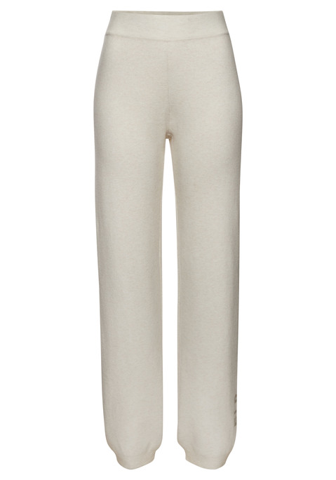 Bild: Strickhose von Elbsand: Weiche Strickhose von Elbsand. Mit eingestricktem Markenschriftzug entlang des linken Hosenbeins. Komfortabler Taillenbund mit Gummizug. Bequeme Passform mit schmaler werdendem Hosenbein und Beinsaumbündchen. Angenehm zu tragende Strickware mit hohem Viskose-Anteil.