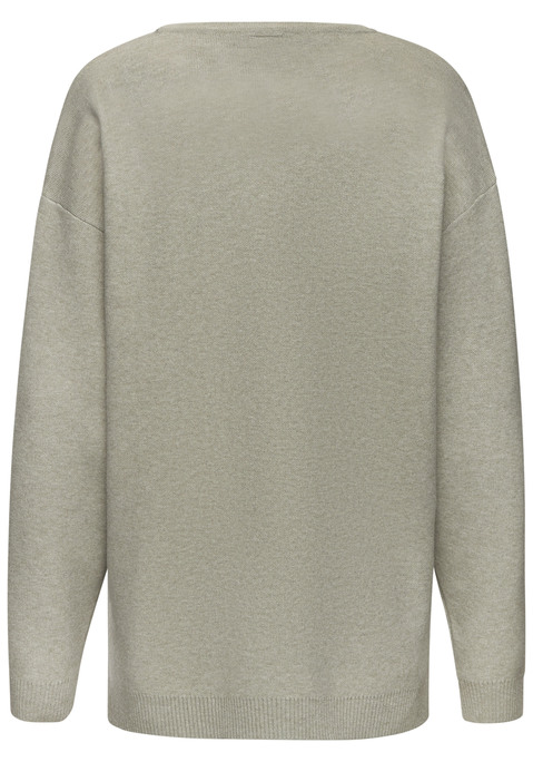 Bild: Sweater von Elbsand: Weicher Oversize-Pullover von Elbsand. V-Ausschnitt. Lange Ärmel mit überschnittenen Schulternähten. Gerader Saum mit verlängerter Rückseite und Seitennahtschlitzen. Lockere Oversize-Passform. Angenehm zu tragende Strickware mit hohem Viskose-Anteil.