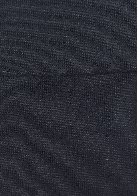 Bild: Sweatjacke von Elbsand: Turtleneck-Sweatjacke von Elbsand mit kleinem Logoprint hinten. Aufgesetzte Taschen mit seitlichem Eingriff und Fake-Passe. Loose Fit. Breiter, innen liegender Gummizug am Bund. Supersofte Baumwolle mit Elasthananteil.