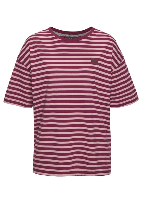 Bild: T-Shirt von Elbsand: Lässiges T-Shirt von Elbsand. Besonders schön: die Streifenoptik und der unifarbene Halsausschnitt. Mit Logobadge auf der Brust. Mit halblangen Ärmeln und überschnittener Schulter. Leichte Oversize-Form für bequemen Sitz. Hochwertige Baumwollmischung.
