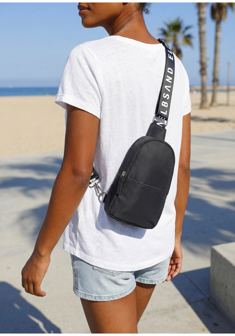 Bild: Umhängetasche von Elbsand: Crossbody Tasche VEGAN von ELBSAND. Aus Textil. Maße (H/B/T) = 26/14/7,5cm.