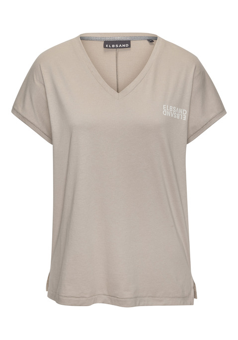 Bild: V-Shirt von Elbsand: Legeres T-Shirt von Elbsand mit Logoprint auf der Brust. Lockere Passform mit kleinen Seitenschlitzen am Saum. Mit angeschnittenen Ärmeln und V-Ausschnitt. Für Freizeit und Urlaub. Weiche Single-Jersey-Qualität.