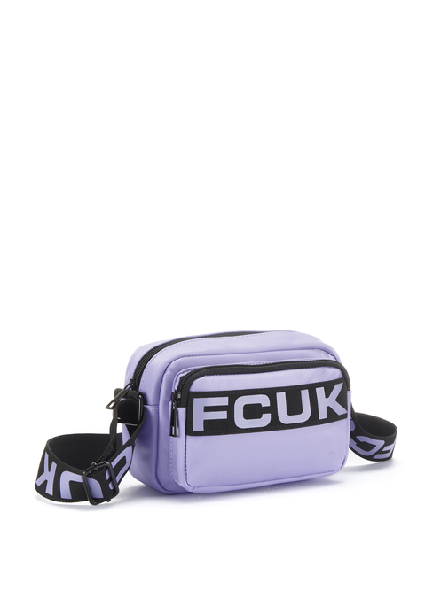 Bild: Umhängetasche von FCUK: Sportliche Minibag VEGAN von FCUK. Zwei Taschenfächer plus eine kleine Innentasche bieten Raum für Handy, Geldbörse und Co. Wertet jeden Look auf. Robuste Qualität.