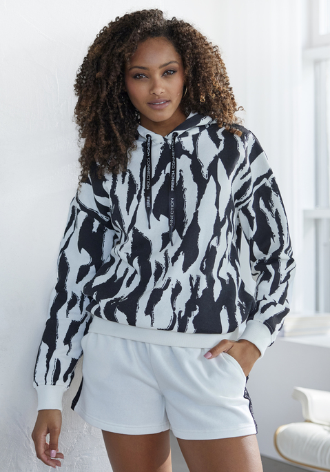 Bild: Hoodie von French Connection: Hoodie von French Connection. Mit Alloverprint. Mit überschnittenen Schultern. Kapuze mit Tunnelzug. Gerippte Bündchen. Tragangenehme und softe Sweatqualität.
