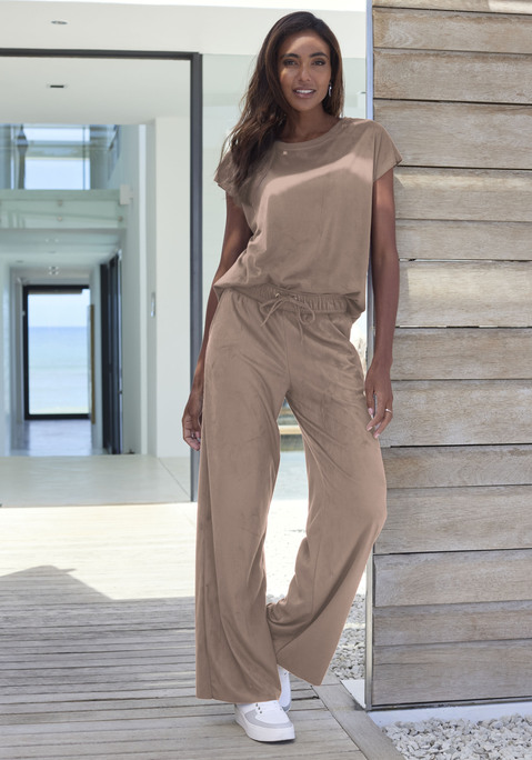 Bild: Schlupfhose von French Connection: Bequeme Schlupfhose von French Connection. Mit weichem Schlupfbund und weit geschnittenen Beinen. Elastisches Velourslederimitat mit weichem Griff.