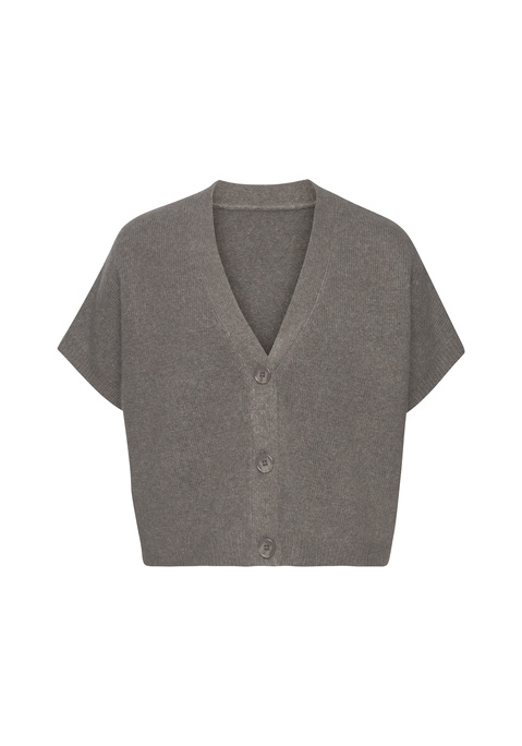 Bild: Strickjacke von French Connection: Kurärmelige Strickjacke von French Connection mit tiefem V-Ausschnitt und modisch überschnittenen Ärmeln. Durchgehende Knopfleiste vorn. Abschlüsse mit Rippstrick. Kuschelig weiche Strickware mit softem Griff.