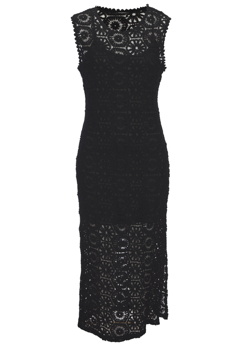 Bild: Strickkleid von French Connection: Luftig-leichtes Strickkleid von French Connection in modischer Häkeloptik. Oberkleid leicht transparent.  Unterkleid blickdicht und herausnehmbar. Rundhalsausschnitt und breite Träger. Figurbetonend geschnitten. Midilänge. Schön für den Urlaub und an heißen Tagen. Weiches Material.