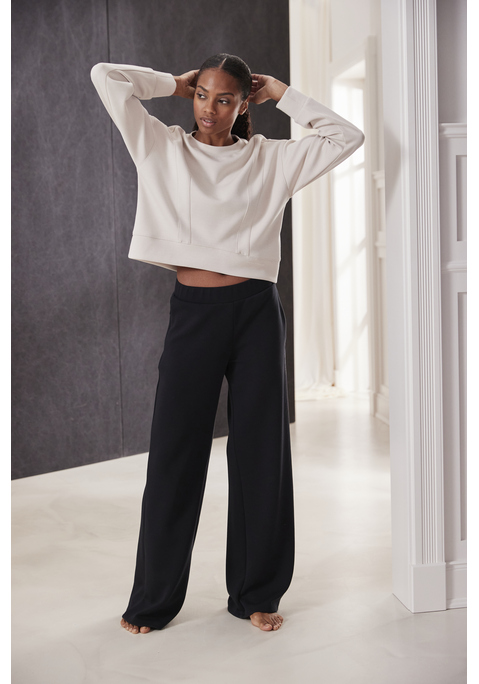 Bild: Sweathose von French Connection: Jogginghose mit weitem Bein von French Connection. Elastischer Bund. Seitliche Eingrifftaschen. Weiche Qualität.