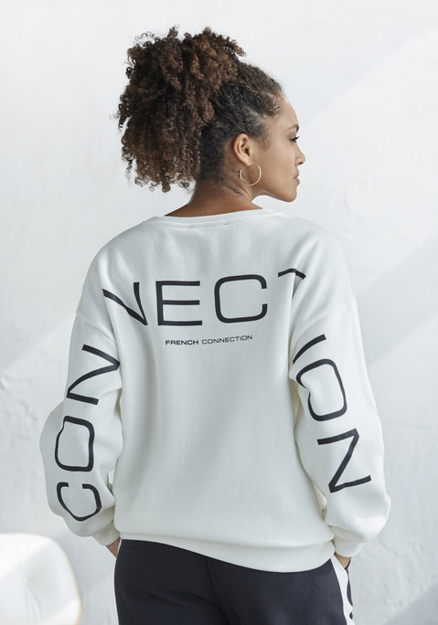 Bild: Sweatshirt von French Connection: Sweatshirt von French Connection mit Logo-Print. Mit überschnittener Schulterpartie und Rippbündchen. Lässige Passform. In weicher Qualität.