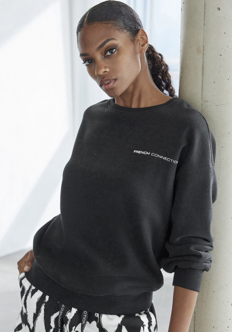 Bild: Sweatshirt von French Connection: Sweatshirt von French Connection mit Logo-Print. Mit überschnittener Schulterpartie und Rippbündchen. Lässige Passform. In weicher Qualität.
