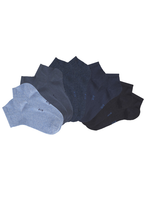 Bild: Kurzsocken von H.I.S: Vielseitige Basic Kurzsocken für jede Gelegenheit. Einfach nach Lust und Laune kombinieren. Eine gute Elastizität sichert eine optimale Passform. Durch die verstärkte Ferse und Spitze wird die Haltbarkeit beim Tragen und auch nach vielen Wäschen verbessert.