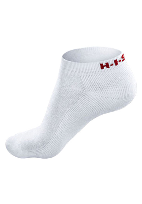 Bild: Kurzsocken von H.I.S: Mit dieser 20er Großpackungsbox sind Sie Ideal für den Sport und die Freizeit ausgerüstet. Immer die richtigen Sportsocken in genügender Menge zur Verfügung. Die klassischen Sportfarben schwarz, weiß und grau sind ideal zur jeweiligen Sportmode zu kombinieren. In dieser 20er Sport- Box erhalten Sie 10x Kurzsocken und 10x Sneakersocken zusammen, entweder alle in schwarz oder in der gemischten Farbpackung.<br>Hier erhalten Sie:<br>4x schwarze Sneakersocken, 3x grau Sneakersocken, 3x weiße Sneakersocken und 4x schwarze Kurzsocken, 3x graue Kurzsocken, 3x weiße Kurzsocken.<br>Unsere Sport- und Freizeitsocken mit dem Plus an Tragekomfort: Weiches Frottee und Verstärkung der Belastungszonen vermeiden Druckstellen, die feuchtigkeitsregulierende Materialkomposition schafft ein fußgesundes Klima. Die sportliche Rippenstruktur garantiert guten Sitz und sorgt für eine optimale Passform. Pflegeleichte Qualität und Farbbrillanz inklusive. Ideal für aktive Freizeitfans. Die attraktive Sport- Box ist dazu eine schöne Geschenkidee für alle Sport und Freizeitfans.<br><b>Details:</b><br><li>Sport- und Freizeitsocken</li><li>In der praktischen 20er- Großpackung</li><li>In einer Packung Kurzsocken und Sneakersocken</li><li>Für sie + ihn</li><li>Dauerhafte Farbbrillanz</li><li>Pflegeleichte Qualität</li><li>Schweißaufsaugend danke weichem Fußfrottee</li><li>mit eingesticktem H.I.S-Logo</li><li>Drei-Faser-Qualität</li><br><br>