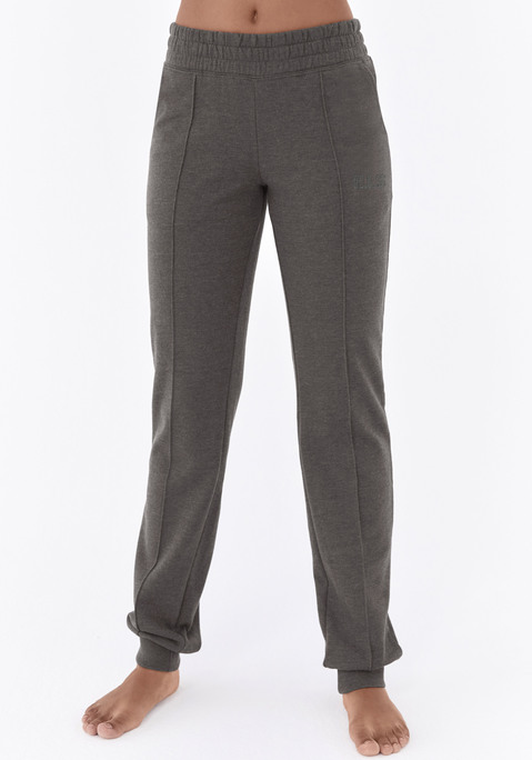 Bild: Relaxhose von H.I.S: Klassische, körpernahe Relaxhose von H.I.S. Breiter, elastischer Gummizugbund. Seitliche Eingrifftaschen. Markenstickerei und Teilungsnähte vorn. Baumwollmix-Qualität mit weich angerauter Innenseite aus 50% Baumwolle, 50% Viskose.