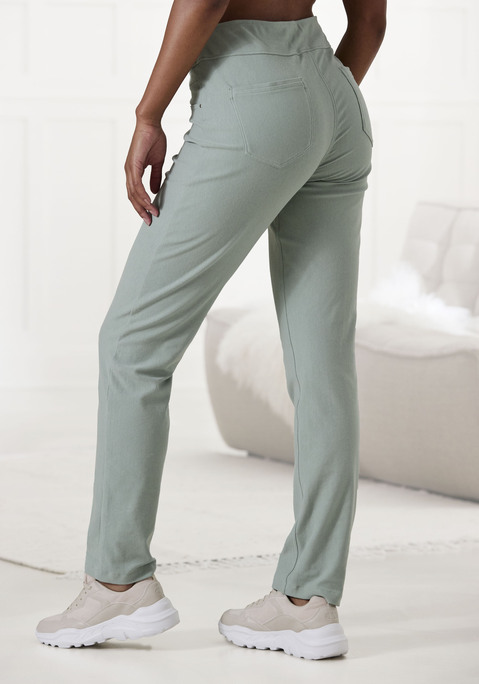 Bild: Schlupfhose von H.I.S: Bequeme unifarbene Schlupfhose von H.I.S in Jeansoptik. 5-Pocket-Look mit Gesäßtaschen am schmalen Bund. Vielseitig kombinierbar zu verschiedenen Oberteilen. Körpernaher, komfortabler Sitz wie eine Leggings. Elastische Qualität.
