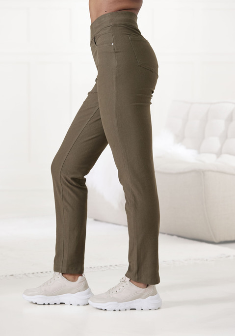 Bild: Schlupfhose von H.I.S: Bequeme unifarbene Schlupfhose von H.I.S in Jeansoptik. 5-Pocket-Look mit Gesäßtaschen am schmalen Bund. Vielseitig kombinierbar zu verschiedenen Oberteilen. Körpernaher, komfortabler Sitz wie eine Leggings. Elastische Qualität.