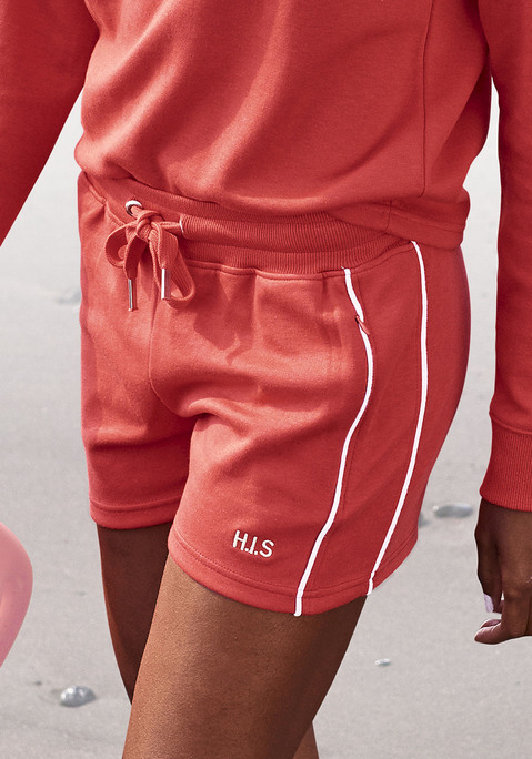Bild: Shorts von H.I.S: Shorts von H.I.S. Seitliche Streifen entlang der Beine. Praktische Eingrifftaschen. Kordelzug zum regulieren der Weite. Aus 60% Baumwolle , 40% Polyester.