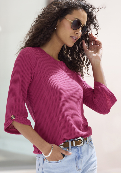 Bild: 3/4-Arm-Shirt von LASCANA: Unifarbenes Shirt von Lascana mit 3/4-Arm und Rundhalsausschnitt. Kleiner Eyecatcher: modisches Knopfdetail am Ärmelsaum. Figurumspielende Passform für Tragekomfort. Vielseitig zu verschiedenen Styles kombinierbar. Weiches Material, enthält recyceltes Polyester.