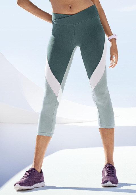 Bild: Caprihose von LASCANA ACTIVE: Coole Performance-Caprileggings von Lascana Active im Colourblockingdesign. Mesh-Einsätze am Saum. Breiter, elastischer V-Bund. Trageangenehme Baumwoll-Jerseyqualität.