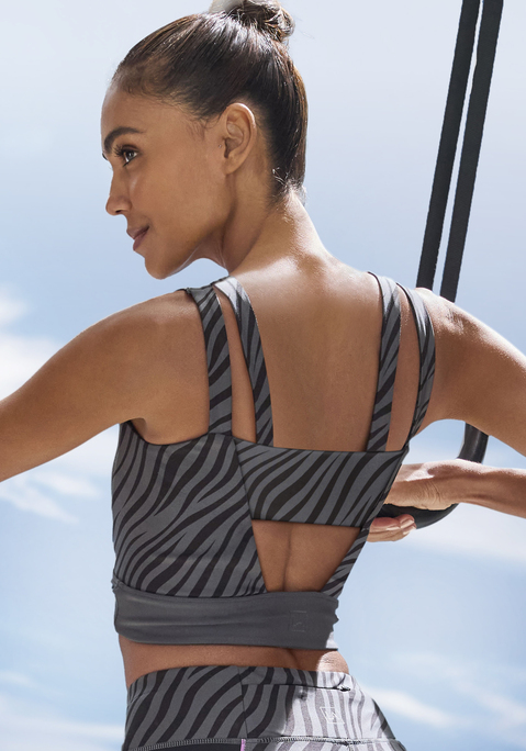 Bild: Crop-Top von LASCANA ACTIVE: Lascana Active Performance Crop Top mit Cut-Out im Rücken. Vorne breiter Träger, im Rückenbereich in zwei Trägern geteilt.