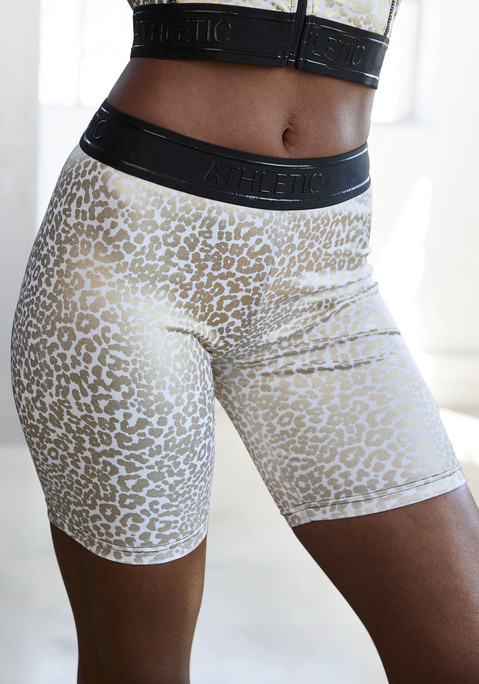 Bild: Funktionsshorts von LASCANA ACTIVE: Performance Sportshorts von Lasana Active für Damen. Mit Leoprint. Elastischer Bund mit geprägtem Print. Trageangenehme, elastische und atmungsaktive Qualität.