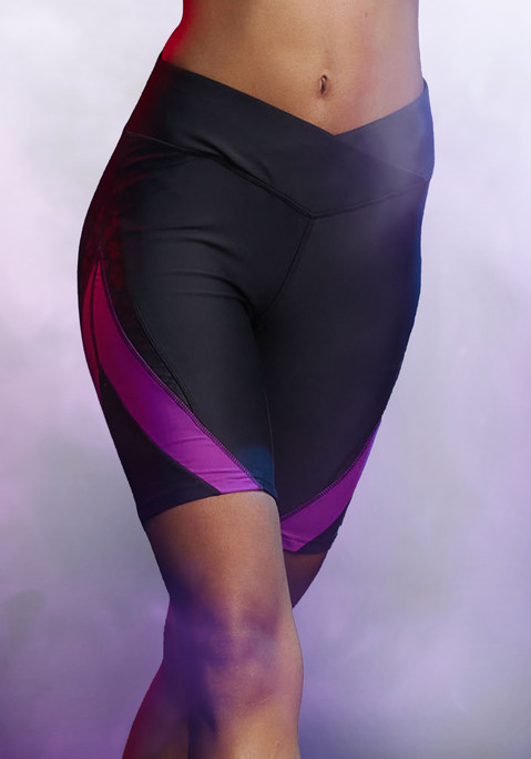 Bild: Funktionsshorts von LASCANA ACTIVE: Performance Cycling-Shorts von Lascana Active. Gummibund in V-Form für zusätzlichen Halt und Komfort. Mit trendy Leo-Mesh-Einsatz. Hochwertiges, langlebiges Material für ein komfortables und atmungsaktives Tragegefühl.