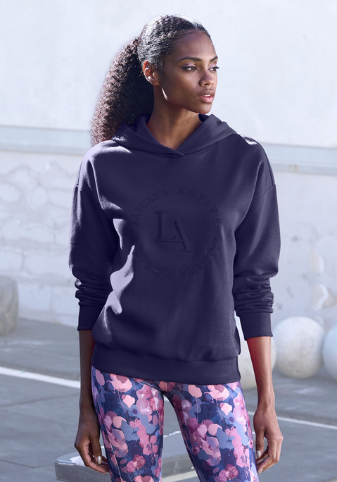 Bild: Kapuzensweatshirt von LASCANA ACTIVE: Lascana Active Hoodie mit großer Logo Stickerei auf der Vorderseite und leicht überschnittenen Schultern, sowie mit weichem Ripp-Bund an den Ärmeln und Saum. Aus 60% Baumwolle und 40% Polyester.