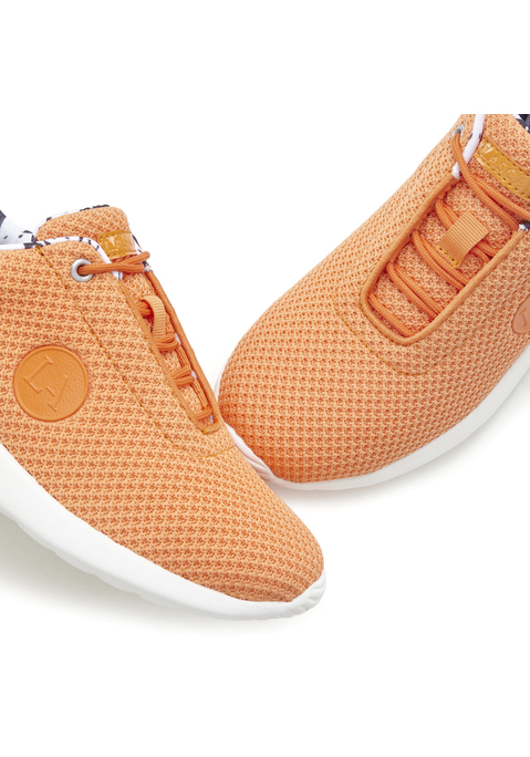 Bild: Sneaker von LASCANA ACTIVE: Sneaker mit Wohlfühlinnensohle VEGAN von LASCANA ACTIVE. Besonders leicht und flexibel. Herausnehmbare "Sooo bequem"-Innensohle. Für lose Einlagen geeignet. Tolles grafisches Innenfutter. Obermaterial aus Mesh, Futter und Decksohle aus Textil, Laufsohle aus Synthetik.
