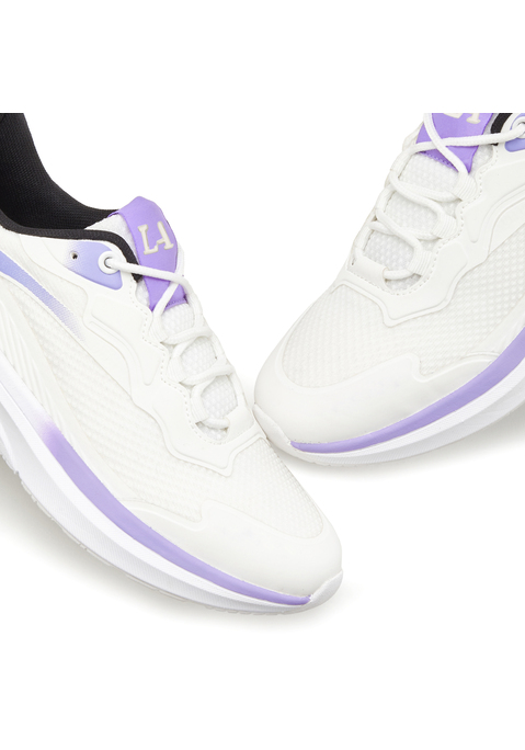 Bild: Sneaker von LASCANA ACTIVE: Sneaker VEGAN von LASCANA ACTIVE. Obermaterial aus Textil und Lederimitat. Futter und Decksohle aus Textil. Laufsohle aus Synthetik.