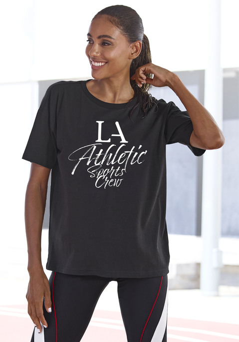 Bild: T-Shirt von LASCANA ACTIVE: Lässig geschnittenes Performance-T-Shirt von Lascana Active mit Rundhalsausschnitt und großem Print vorn. Überschnittene Schultern. Für Freizeit und Sport. Trageangenehmer Jersey.
