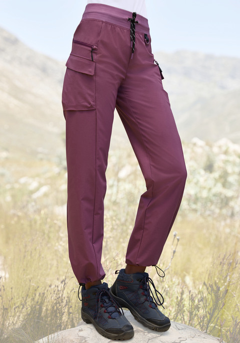 Bild: Trekkinghose von LASCANA ACTIVE: Trekking-Cargopants von Lascana Active. Schlupfform, per Bindeband regulierbar. Charakteristische praktische Seitentaschen. Trageangenehme Qualität aus 92% Polyamid, 8% Elasthan.