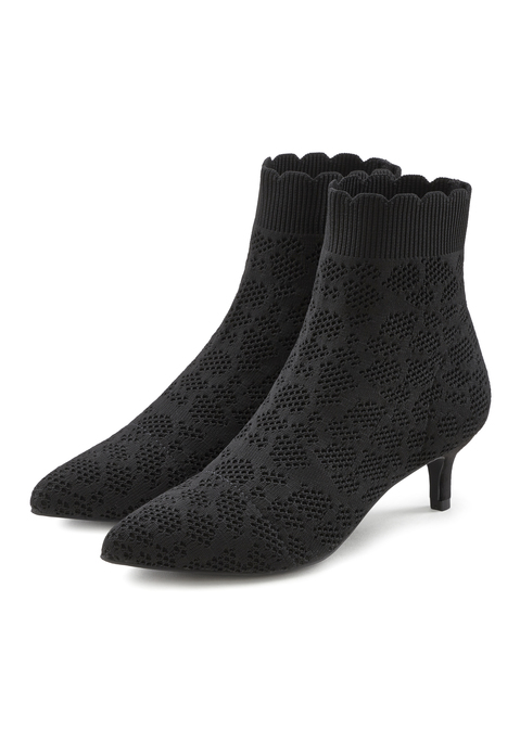 Bild: Ankleboots von LASCANA: Elegante Stiefelette von Lascana mit einer angenehmen Absatzhöhe von ca. 5 cm. Sehr komfortabel, passt sich gut an den Fuß an. Vielseitig kombinierbar. Obermaterial, Futter und Decksohle aus Textil. Laufsohle aus Synthetik.