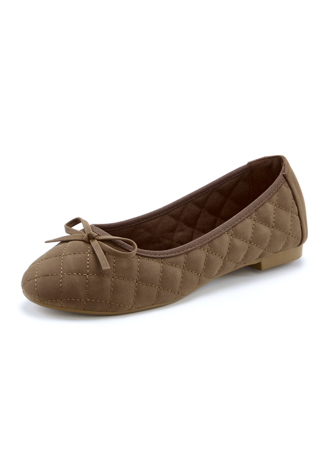 Bild: Ballerina von LASCANA: Ballerina VEGAN von LASCANA. Obermaterial aus Lederimitat. Futter und Decksohle aus Textil. Laufsohle aus Synthetik.