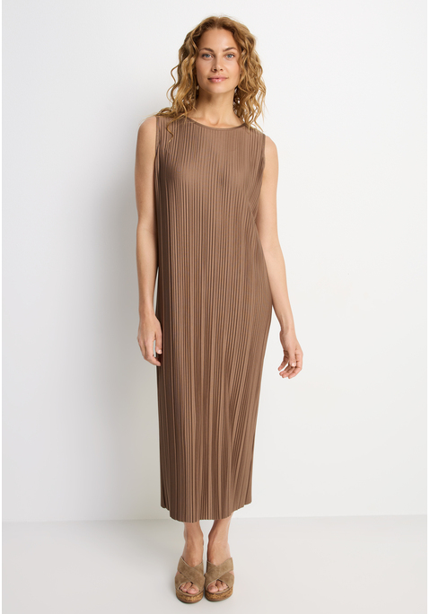 Bild: Plisseekleid von LASCANA: Modisches Midikleid von Lascana mit breiten Trägern. Gerade zulaufende Passform. Vielseitig zu stylen und perfekt für warme Tage. Weiche Jerseyware im Plissee-Look.