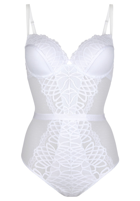 Bild: Body von LASCANA: Femininer Body anteilig aus recyceltem Material.  Verstellbare Träger und Rückenverschluss. Mit eingearbeitetem Baumwollzwickel. Mit Liebe & Leidenschaft in Hamburg kreiert. Obermaterial: 82% Polyamid, 13% Elasthan, 5% Polyester.