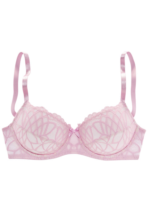 Bild: Bügel-BH von LASCANA: Femininer Bügel-BH anteilig aus recyceltem Material. Leicht transparente, nicht wattierte  Cups aus filigraner Spitze. Träger und Rückenverschluss sind individuell verstellbar. Passende Unterteile aus der gleichen Serie erhältlich. Mit Liebe & Leidenschaft in Hamburg kreiert. Sexy Dessous. Spitzen-Dessous. Romantische Dessous. Verspielte Dessous. Obermaterial: 79% Polyamid, 11% Elasthan, 10% Polyester.