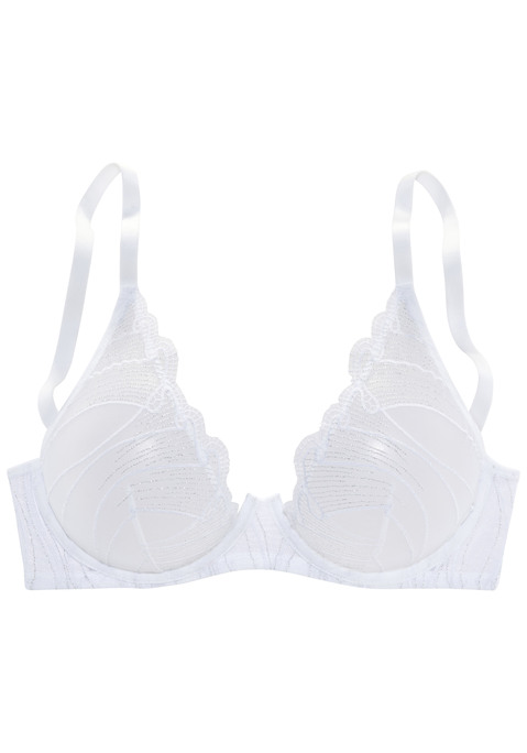 Bild: Bügel-BH von LASCANA: Extravaganter Bügel-BH mit tiefem Ausschnitt. Aus leicht schimmernder, filigraner Spitze und feinem Soft-Mesh. Individuell verstellbare Träger sowie Rückenverschluss. Passender Tanga aus der gleichen Serie erhältlich. Mit Liebe & Leidenschaft in Hamburg kreiert. Transparente Dessous. Verführerische Dessous. Aus 54% Polyamid, 46% Polyester.
