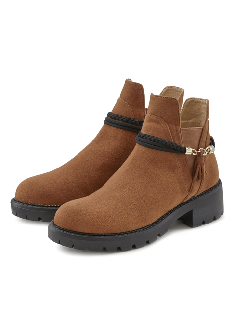 Bild: Chelseaboots von LASCANA: Vielseitig kombinierbare Stiefelette von LASCANA. Mit abnehmbarem Zierband und modischer Chunky-Sohle. Obermaterial aus Microfaser. Futter aus Textil. Decksohle aus Lederimitat. Laufsohle aus Synthetik.