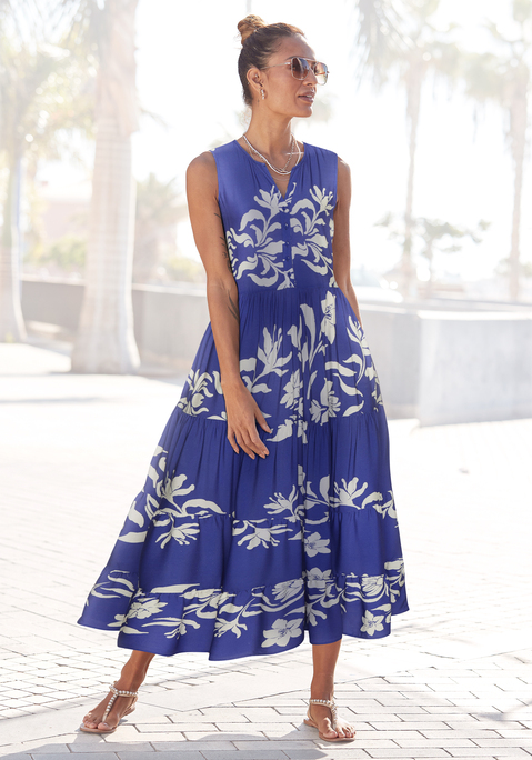 Bild: Druckkleid von LASCANA: Floral bedrucktes Maxikleid von Lascana. Volantbesatz am Stufenrock. V-Ausschnitt mit Blende und kurzer Knopfleiste vorn. Fließende, luftige Viskose.
