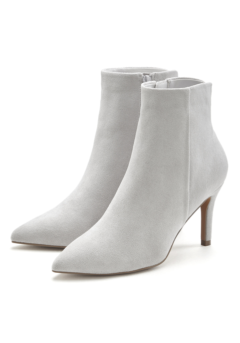 Bild: High-Heel-Stiefelette von LASCANA: Stiefelette VEGAN von LASCANA. Obermaterial aus Microfaser. Futter aus Textil. Decksohle aus Lederimitat. Laufsohle aus Synthetik.