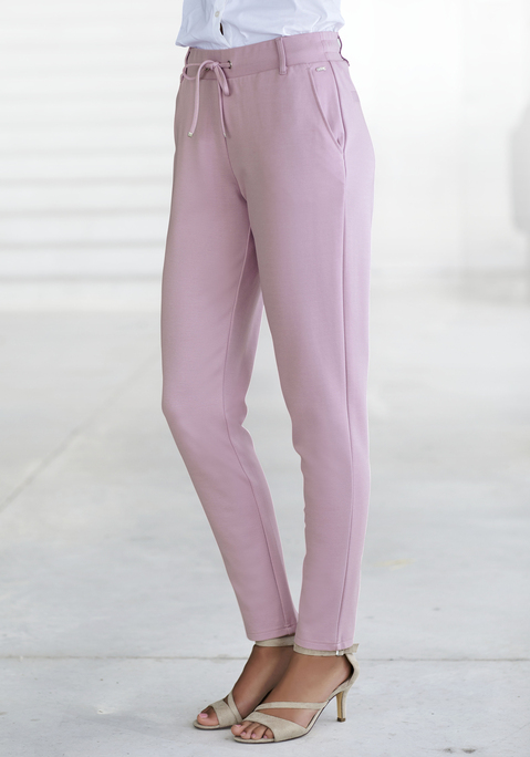 Bild: Jogger Pants von LASCANA: Joggpants von Lascana. Bündchen mit Bindeband und Gürtelschlaufen. Seitliche Eingrifftaschen. Aus 70% Viskose, 25% Polyamid, 5% Elasthan.