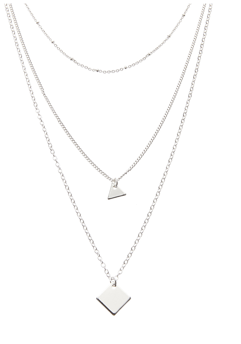 Bild: Kette mit Anhänger von LASCANA: Elegantes 3-reihiges Kollier von Lascana. Versilbert mit kleinen grafischen Anhängern. Aus Metall.